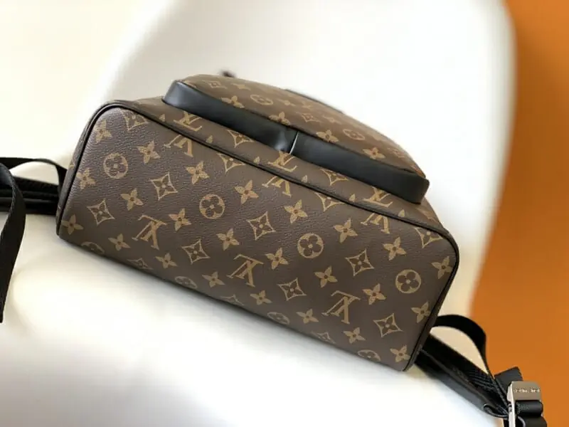 louis vuitton lv aaa homme sac a dos  s_1137b3b3